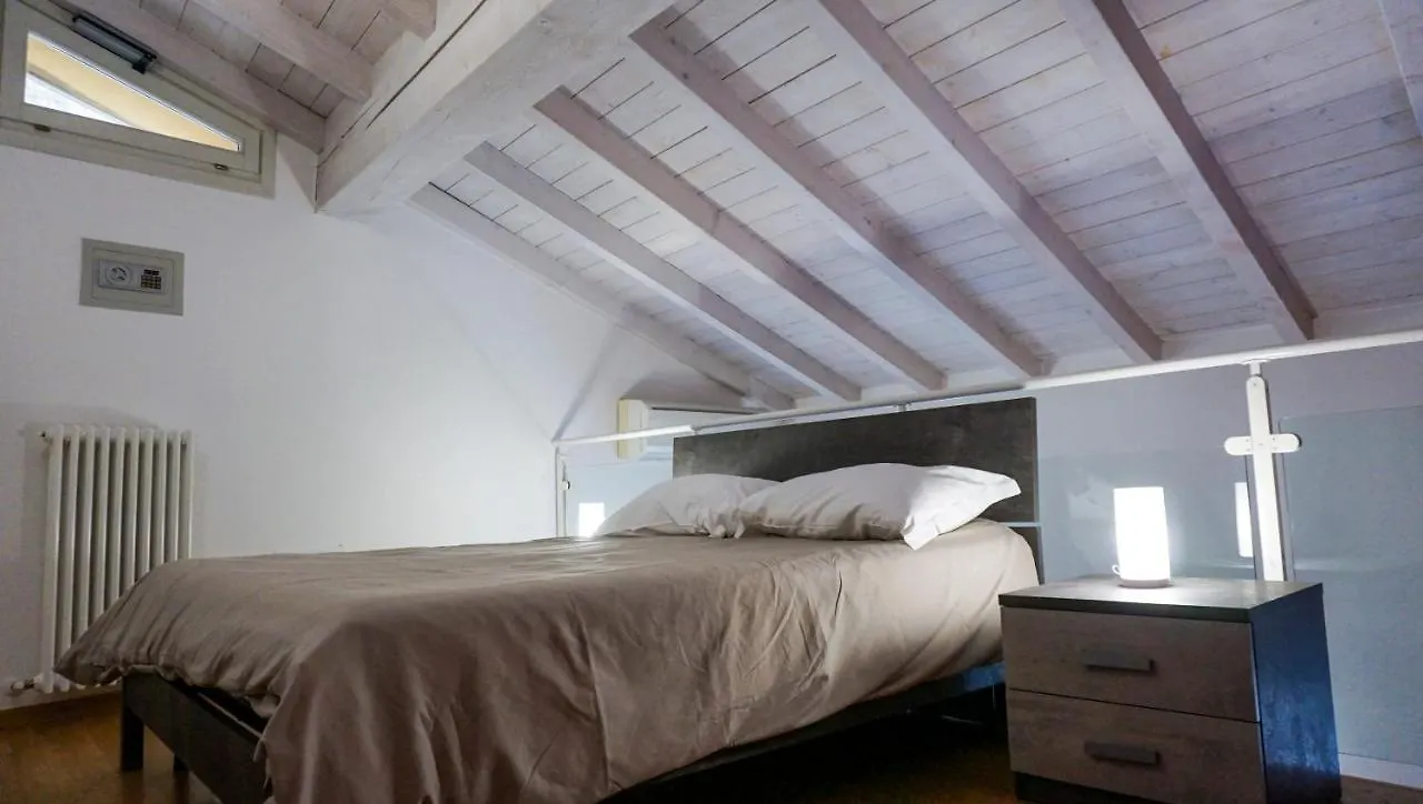 Apartment Ferienwohnung Residenze Umberto I Mantua